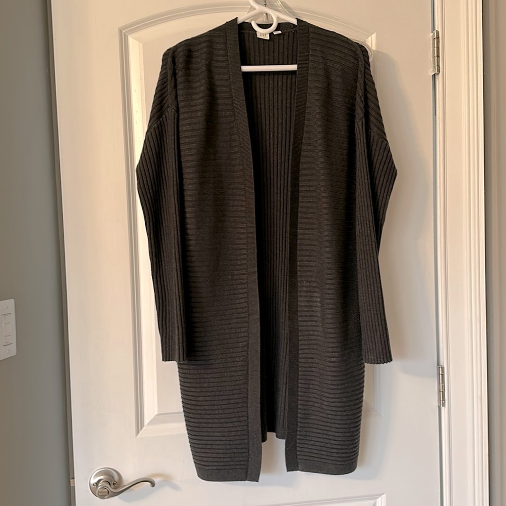 NWOT Gap cardigan sweater